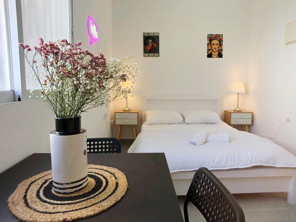 Lev Florentin Apartments 텔아비브 외부 사진